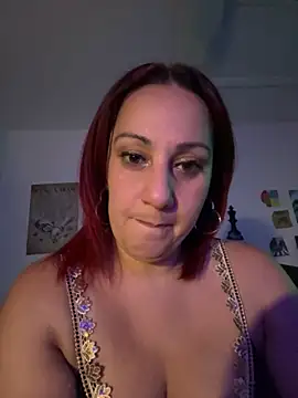 Snapshot of DeeLight124 chatting on 11.29.25 DeeLight124 online show from 11.29.25