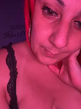 Snapshot of DeeLight124 chatting on 02.03.26 DeeLight124 online show from 02.03.26