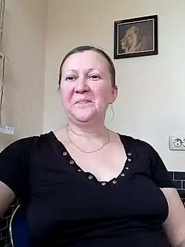 Snapshot of blondyaguar chatting on 03.14.25 blondyaguar online show from 03.14.25