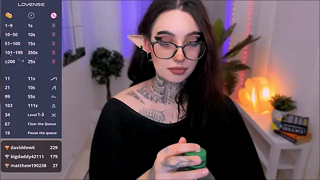 Dixi Pixi  online show from 03.21.25