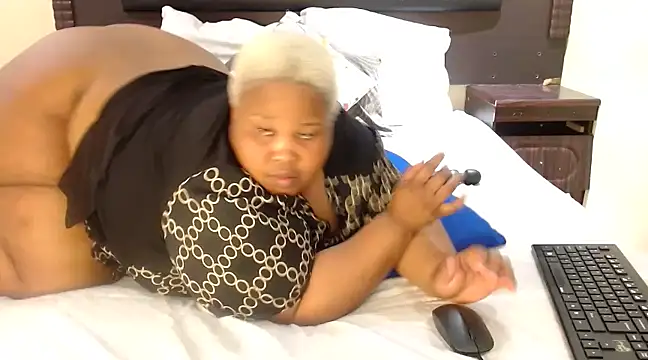 19bootylicious online show from 03.22.25