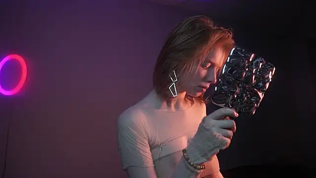 ginger hugs online show from 10.22.25