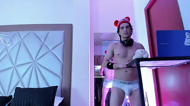 Karimferrer online show from 12.07.24