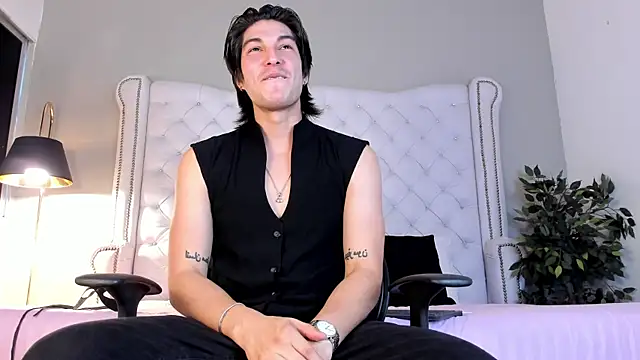 Karimferrer online show from 11.07.25