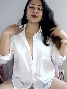 LisbethMoore  online show from 05.31.26