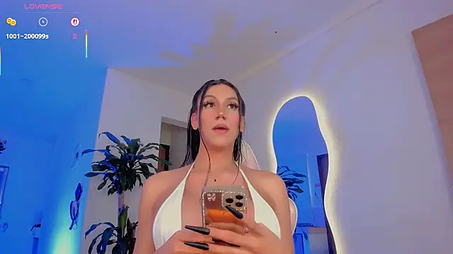 Snapshot of Pretty_Mariangel chatting on 02.15.26 Pretty Mariangel online show from 02.15.26