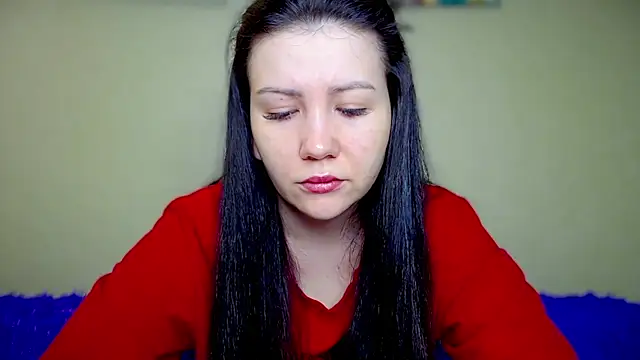 Snapshot of AlexaCruze chatting on 12.31.24 AlexaCruze online show from 12.31.24