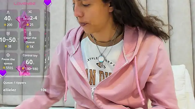 FreyaMoller online show from 02.03.25