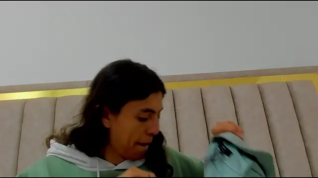 FreyaMoller online show from 12.05.25