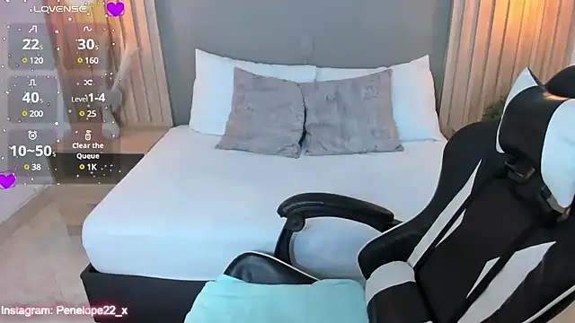 penelope22x  online show from 12.28.24