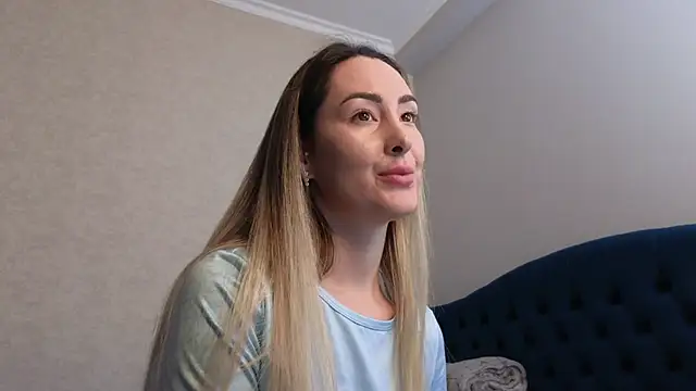 kimmie meow online show from 03.20.25