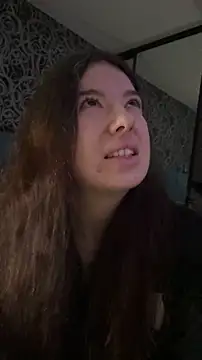 Snapshot of Kimi_Ass chatting on 05.18.26 Kimi Ass online show from 05.18.26