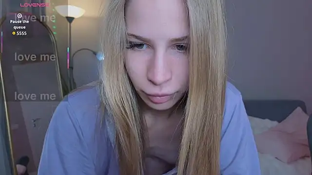 Snapshot of Elis_Fox chatting on 05.02.26 Elis Fox online show from 05.02.26