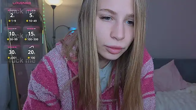 Snapshot of Elis_Fox chatting on 05.05.26 Elis Fox online show from 05.05.26