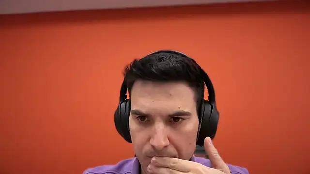 Snapshot of streamy_test11 chatting on 05.26.26 streamy test11 online show from 05.26.26