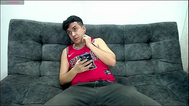 SlimLoves online show from 11.10.25