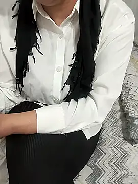  Sahra  online show from 11.08.25