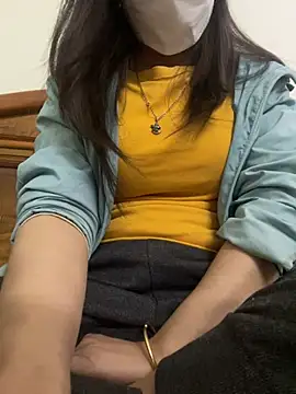 Tuongvy05 online show from 12.25.24