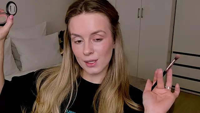 RozzitaBedberry online show from 02.02.26