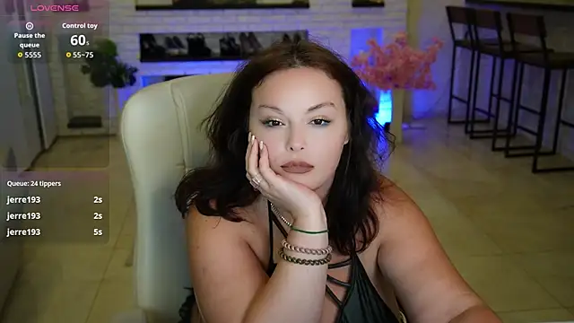 Snapshot of Daniela_Kitty_ chatting on 07.28.26 Daniela Kitty online show from 07.28.26