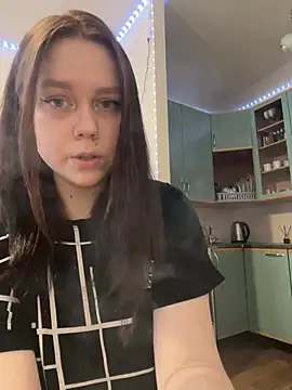 Marylallka5 online show from 12.24.24