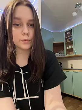 Marylallka5 online show from 12.24.24