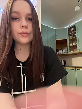 Marylallka5 online show from 03.20.25