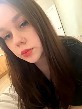 Marylallka5 online show from 10.12.25