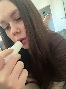 Marylallka5 online show from 02.14.26