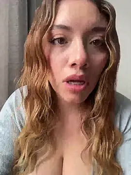 Snapshot of valery_mora chatting on 07.15.26 valery mora online show from 07.15.26