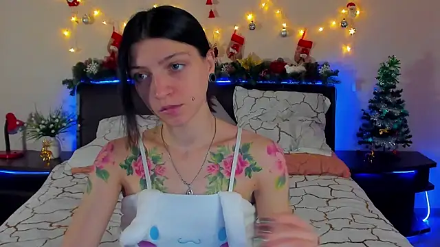 Lolly Haze online show from 12.26.24