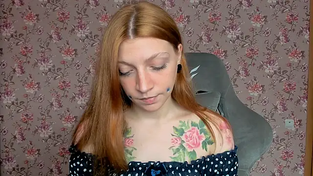 Snapshot of Lolly_Haze chatting on 06.13.26 Lolly Haze online show from 06.13.26