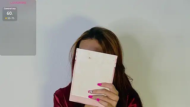 Snapshot of Iamkarlaa_doll chatting on 11.20.25 Iamkarlaa doll online show from 11.20.25