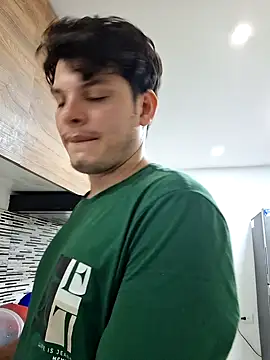 Snapshot of _Ottis_ chatting on 10.22.25 Ottis online show from 10.22.25