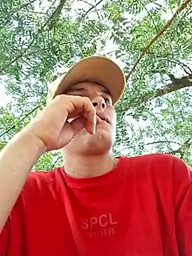 Snapshot of _Ottis_ chatting on 11.15.25 Ottis online show from 11.15.25