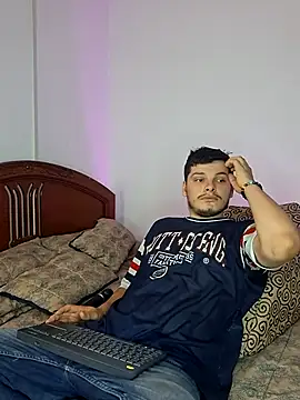  Ottis  online show from 04.05.26