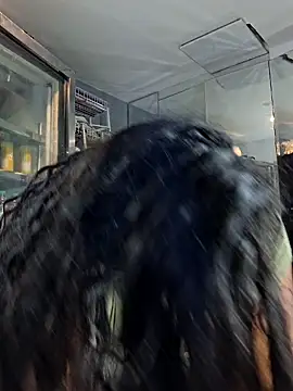 Snapshot of MAREIA_25 chatting on 03.14.25 MAREIA 25 online show from 03.14.25