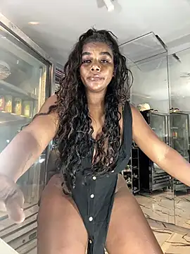 Snapshot of MAREIA_25 chatting on 03.20.25 MAREIA 25 online show from 03.20.25