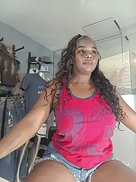 Snapshot of MAREIA_25 chatting on 11.04.25 MAREIA 25 online show from 11.04.25