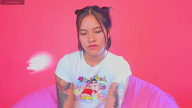 Natsu   online show from 12.13.24