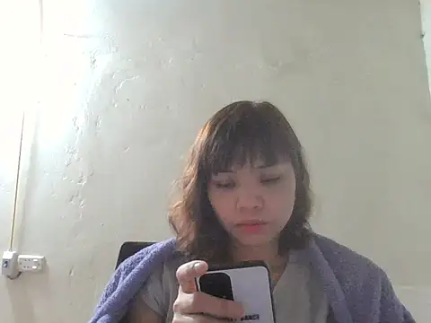 Angela-Eira online show from 12.21.25