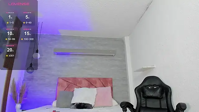 thararouse online show from 11.20.25