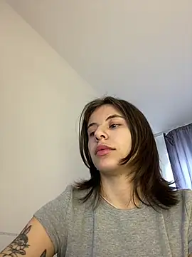 Snapshot of MazzyDoll chatting on 03.05.25 MazzyDoll online show from 03.05.25