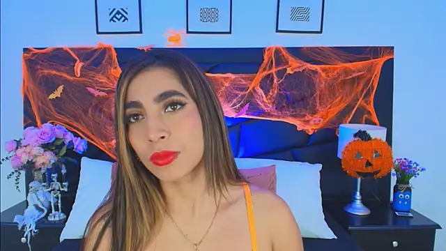 SophieCarther online show from 10.24.25