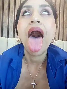 Snapshot of MonicaMoret chatting on 02.19.25 MonicaMoret online show from 02.19.25