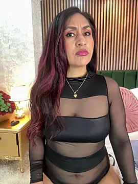 MonicaMoret online show from 02.20.26