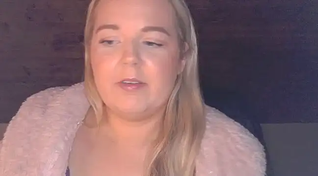 Snapshot of Jessica69G chatting on 01.12.25 Jessica69G online show from 01.12.25