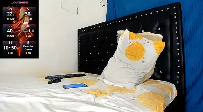 Snapshot of wakanda1995 chatting on 01.12.25 wakanda1995 online show from 01.12.25