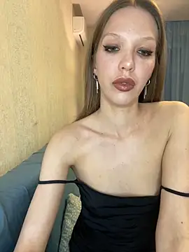 Snapshot of KateMariett chatting on 05.04.26 KateMariett online show from 05.04.26