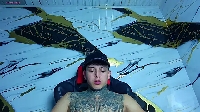 Kevin22 222 online show from 03.02.25